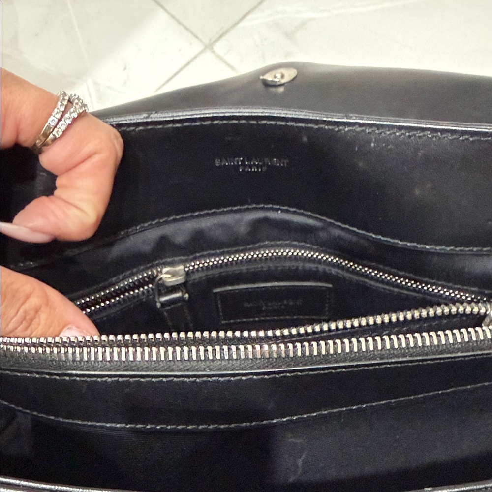 Yves Saint Laurent Black Quilted Shoulder Bag with Chain Strap - Picture 3 of 5